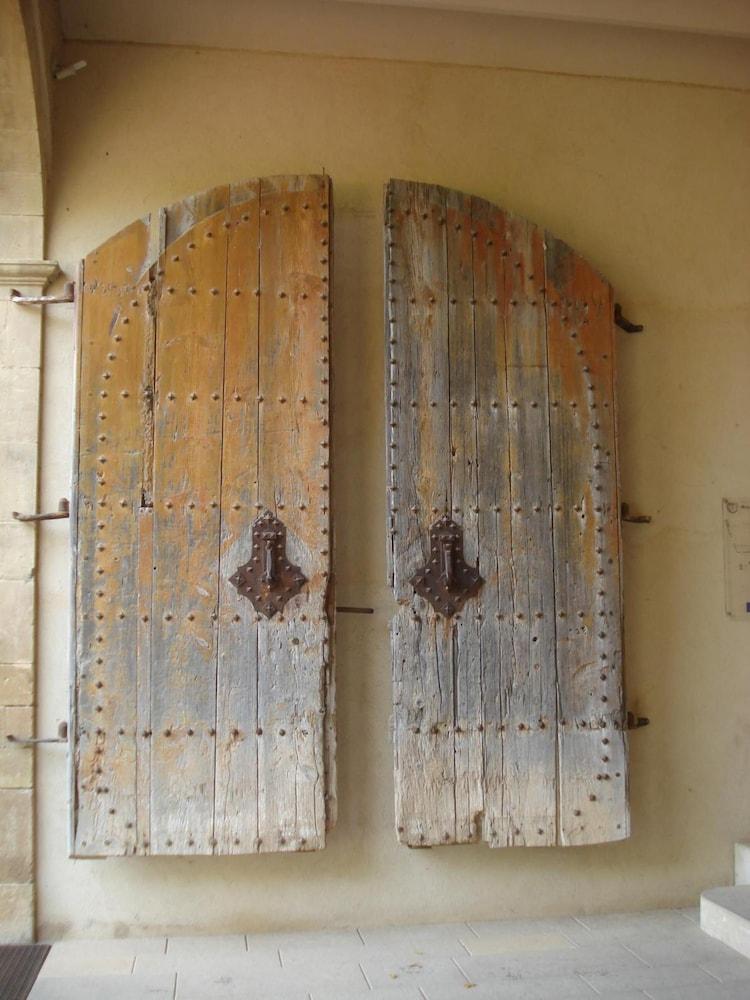 فندق Monestir De Les Avellanes Os De Balaguer المظهر الخارجي الصورة
