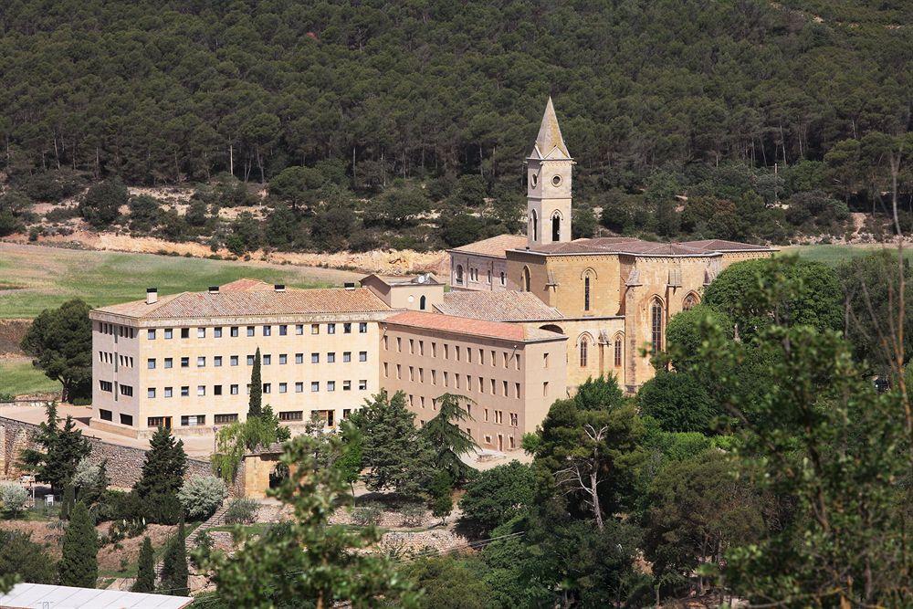 فندق Monestir De Les Avellanes Os De Balaguer المظهر الخارجي الصورة